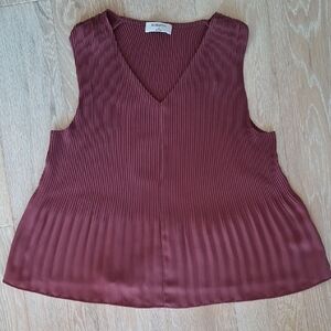 Aritzia Babaton Damien Blouse - Small